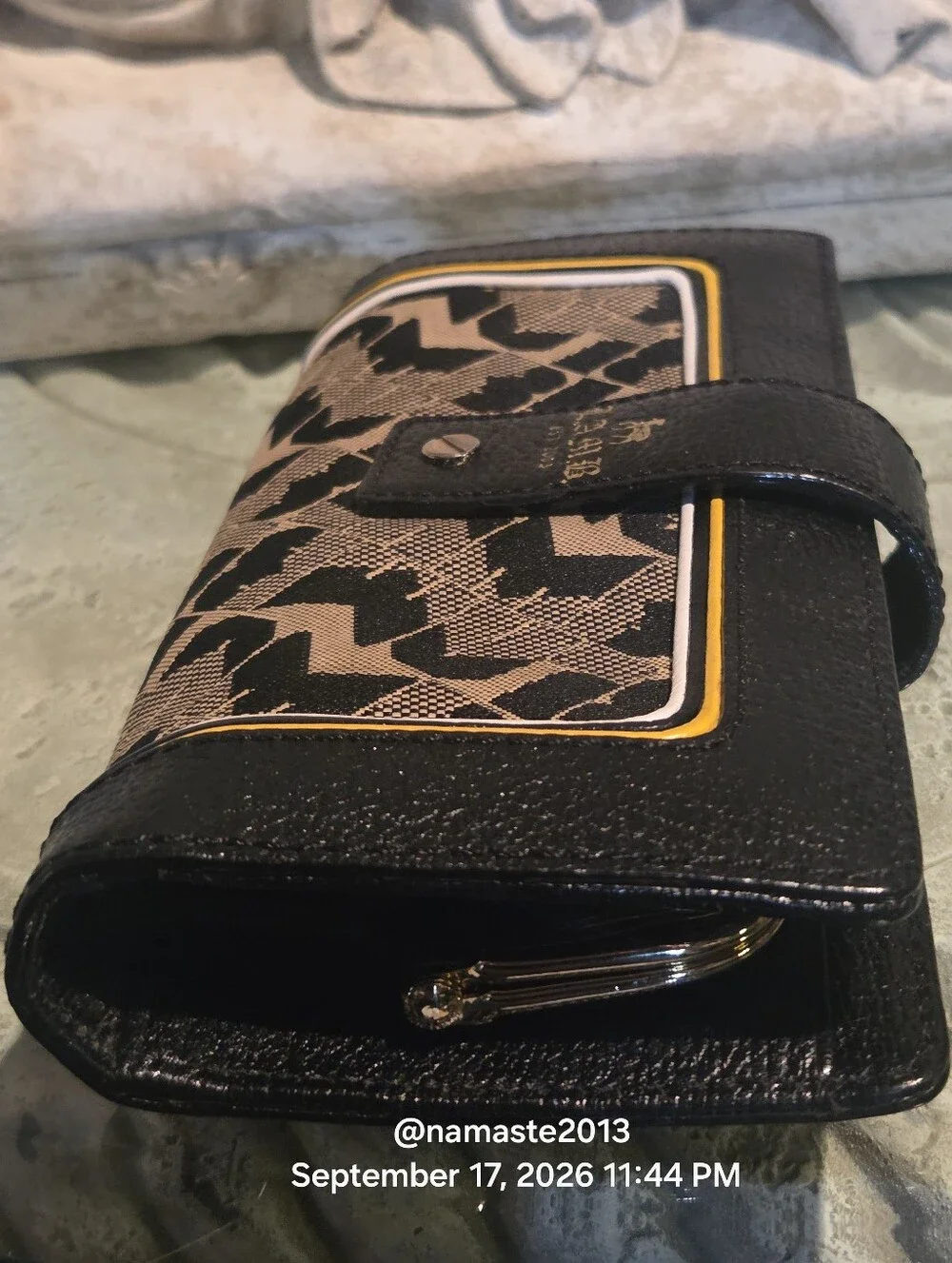 L.A.M.B. Gwen Stefani Signature/Icon Stencil Wallet Designer Leather Luxury #812